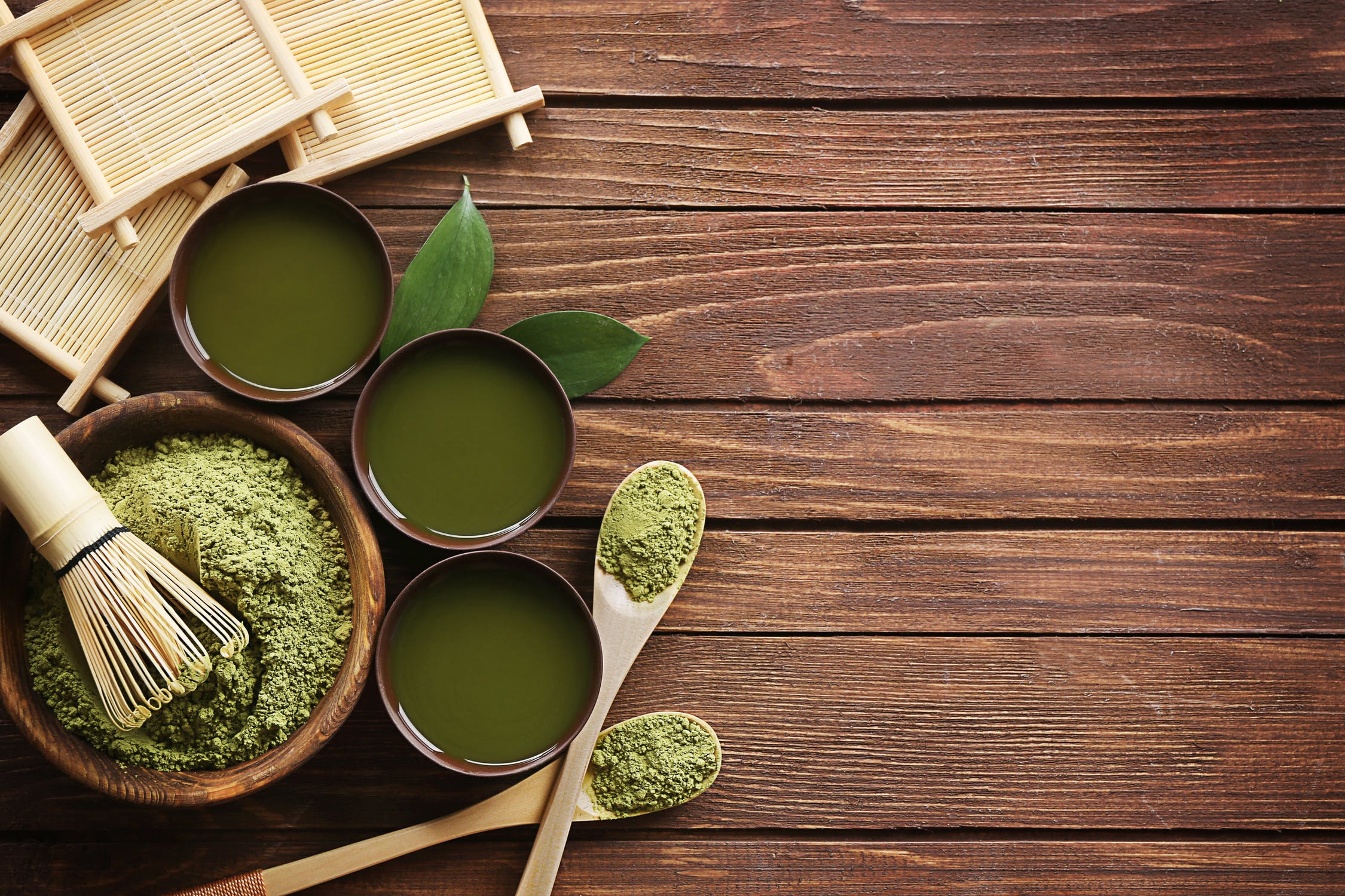 Matcha latte : du thé vert en poudre venu du Japon
